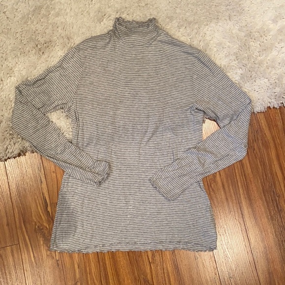 GAP long sleeve tee - Picture 1 of 2